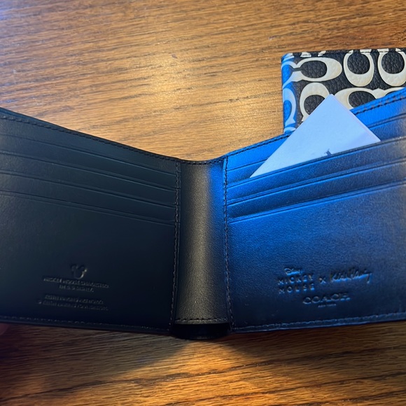 Men’s Disney Mickey Coach Wallet - Picture 3 of 6